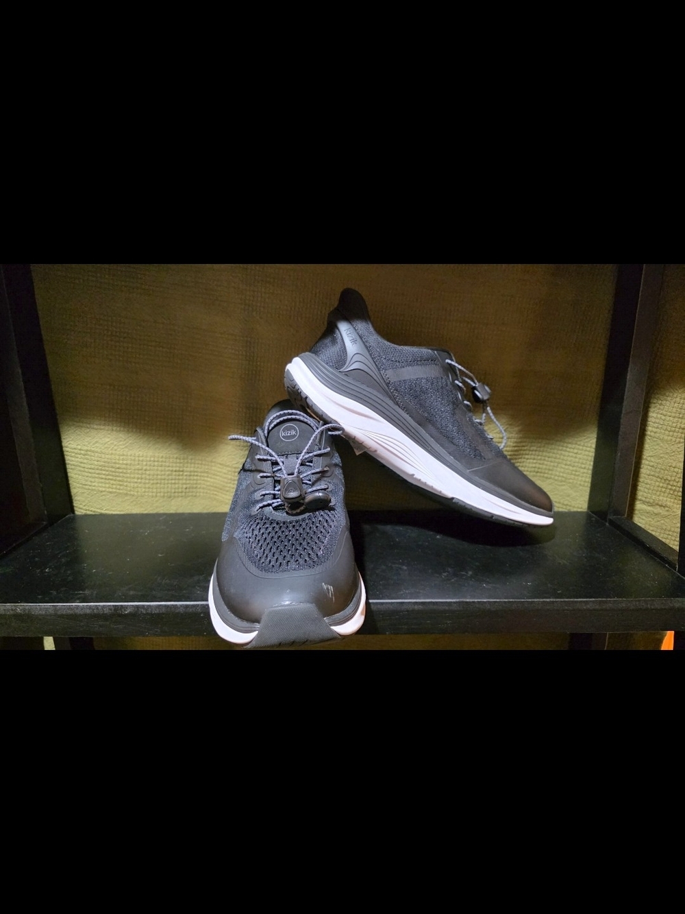 Men's Black Athletic Lace-Up Sneakers with Cushioned Sole
